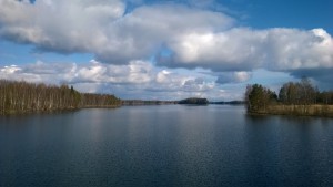 Kesäpäivä Suihkolansalmella Ruuhilammella