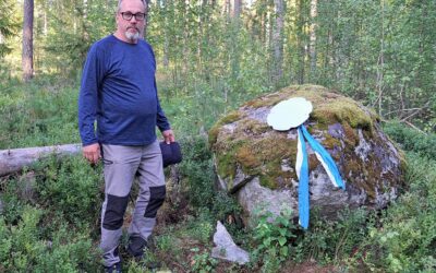 Timo Leväsen muistolaatta Kortesjärvelle